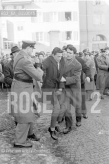 ALTO ADIGE (SUDTIROL ) QUESTION: MANIFESTAZIONI ANTI-ITALIANE  - BOLZANO - 195? - © ARCHIVIO Graziano Arici/Rosebud2  / PROBLEMA ALTOATESINO / DIMOSTRAZIONI / SCONTRI