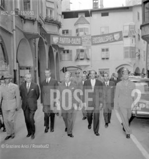 ALTO ADIGE (SUDTIROL ) QUESTION - BOLZANO - 195? - © ARCHIVIO Graziano Arici/Rosebud2  / PROBLEMA ALTOATESINO / IL MINISTRO MARIO SCELBA A BOLZANO / POLITICA