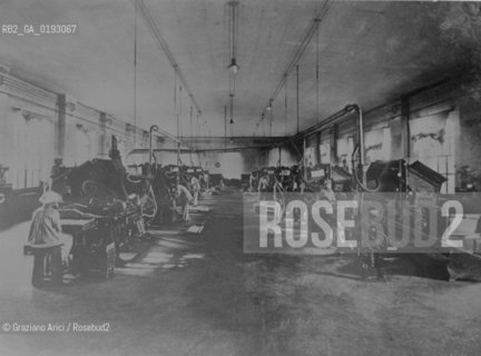 THE TOBACCO FACTORY IN VENICE - 190? © ARCHIVIO Graziano Arici/Rosebud2  / MANIFATTURA TABACCHI / FABBRICA