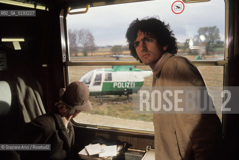 Caption: Nome:.HEIMAT 2 - CRONACA DI UNA GIOVINEZZA (DIE ZWEITE HEIMAT - CRONIK EINER JUGEND).Descrizione:.MOVIE PICTURE / DRAMMATICO - dir. EDGAR REITZ / HENRY ARNOLD.Credit:.Graziano Arici/Rosebud2 Costo:.A.Nazione:.GERMANIA.Cittˆ:.MONACO.Data:.1992