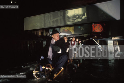 Caption: Nome:.HEIMAT 2 - CRONACA DI UNA GIOVINEZZA (DIE ZWEITE HEIMAT - CRONIK EINER JUGEND).Descrizione:.MOVIE PICTURE / DRAMMATICO - dir. EDGAR REITZ .Credit:.Graziano Arici/Rosebud2 Costo:.A.Nazione:.GERMANIA.Cittˆ:.MONACO.Data:.1992