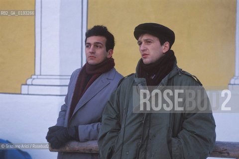 Nome:.HEIMAT 2 - CRONACA DI UNA GIOVINEZZA (DIE ZWEITE HEIMAT - CRONIK EINER JUGEND).Descrizione:.MOVIE PICTURE / DRAMMATICO - dir. EDGAR REITZ  HENRY ARNOLD.Credit:.Graziano Arici/Rosebud2 Costo:.A.Nazione:.GERMANIA.Cittˆ:..Data:.1992