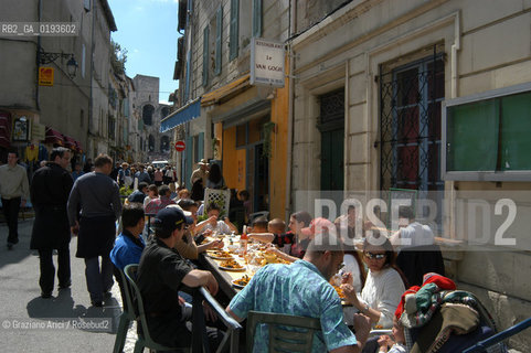 ( FRANCIA  )  PROVENCE-ALPES-COTE DAZUR ARLES : FERIA DI PASQUA GASTROMIA © 2003 Graziano Arici/Rosebud2 / GEO GASTROMIA