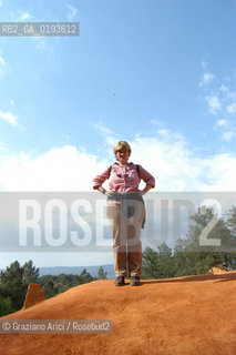 ( FRANCIA  )  PROVENCE-ALPES-COTE DAZUR ROUSSILLON  : CAVA DI OCRA © 1999 Graziano Arici/Rosebud2 / GEO ROSSO CAMILLA MORANDI