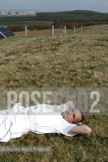 ( FRANCIA  )  MIDI-PYRENEES  ALTIPIANO DELLAUBRAC LAGUIOLE : RISTORANTE E ALBERGO DELLO CHEF MICHEL BRAS - LO CHEF MICHEL BRAS © 2003 Graziano Arici/Rosebud2 / GEO / GASTRONOMIA / CUOCO