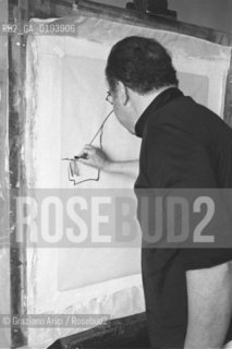 IL PITTORE GIUSEPPE SANTOMASO NEL SUO STUDIO A VENEZIA - 1982 - ©Graziano Arici/Rosebud2 / ARTE /