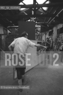 IL PITTORE EMILIO VEDOVA NEL SUO STUDIO - VENEZIA - 1979 - ©Graziano Arici/Rosebud2 / ARTE