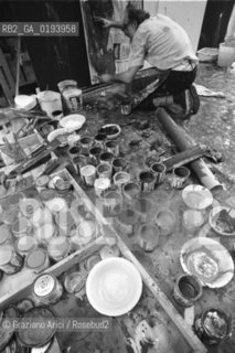 IL PITTORE EMILIO VEDOVA NEL SUO STUDIO - VENEZIA - 1987 - ©Graziano Arici/Rosebud2 / ARTE