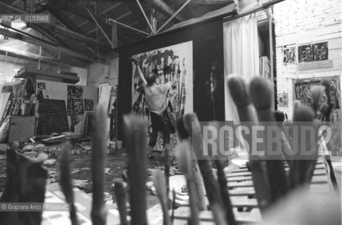 IL PITTORE EMILIO VEDOVA NEL SUO STUDIO - VENEZIA - 1987 - ©Graziano Arici/Rosebud2 / ARTE