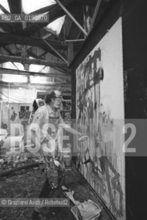 IL PITTORE EMILIO VEDOVA NEL SUO STUDIO - VENEZIA - 1987 - ©Graziano Arici/Rosebud2 / ARTE