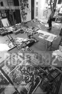 IL PITTORE EMILIO VEDOVA NEL SUO STUDIO - VENEZIA - 1987 - ©Graziano Arici/Rosebud2 / ARTE