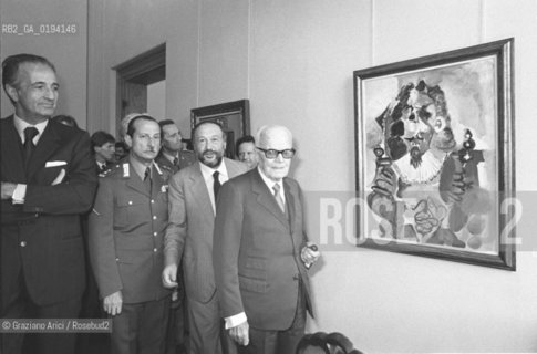 IL PRESIDENTE DELLA REPUBBLICA ITALIANA SANDRO PERTINI A PALAZZO GRASSI CON LAVVOCATO MARIO VALERI MANERA - SIMA - VENEZIA - 1986 - ©Graziano Arici/Rosebud2 / POLITICA / ARTE