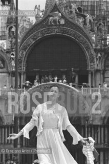 LA BALLERINA CARLA FRACCI  - VENEZIA - 1979 - ©Graziano Arici/Rosebud2 / TEATRO / BALLETTO / DANZA / PIAZZA SAN MARCO