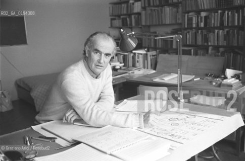 IL COMPOSITORE LUIGI NONO NELLA SUA CASA A VENEZIA - 1983 - ©Graziano Arici/Rosebud2 / MUSICA CLASSICA ELETTRONICA CONTEMPORANEA