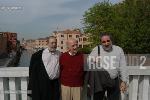 LARCHITETTO FERNANDO LOUIS CARDOSO MENESES DE TAVARES E TAVORA CON GLI ARCHITETTI ALVARO SIZA VIERA E EDUARDO SOUTO DE MOURA A VENEZIA IN OCCASIONE DEL CONFERIMENTO DELLE LAUREA AD ONOREM - © 2003  Graziano Arici/Rosebud2 -  ARCHITETTURA / ARCHITETTO