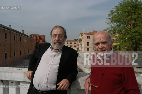 LARCHITETTO FERNANDO LOUIS CARDOSO MENESES DE TAVARES E TAVORA CON L ARCHITETTO ALVARO SIZA VIERA  A VENEZIA IN OCCASIONE DEL CONFERIMENTO DELLE LAUREA AD ONOREM - © 2003  Graziano Arici/Rosebud2 -  ARCHITETTURA / ARCHITETTO