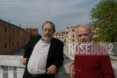 LARCHITETTO FERNANDO LOUIS CARDOSO MENESES DE TAVARES E TAVORA CON L ARCHITETTO ALVARO SIZA VIERA  A VENEZIA IN OCCASIONE DEL CONFERIMENTO DELLE LAUREA AD ONOREM - © 2003  Graziano Arici/Rosebud2 -  ARCHITETTURA / ARCHITETTO