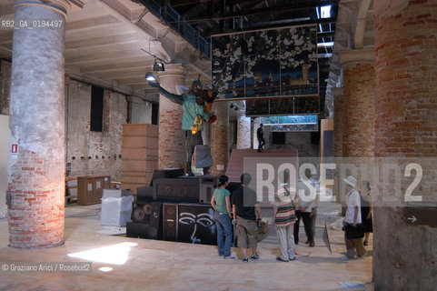 50¡ ESPOSIZIONE INTERNAZIONALE DARTE LA BIENNALE DI VENEZIA : CORDERIE DELLARSENALE Z.O.U. OPERA DI SORA KIM & GIM HONGSOK - ©Graziano Arici/Rosebud2