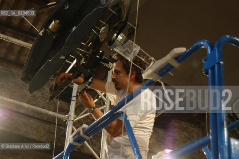 50¡ ESPOSIZIONE INTERNAZIONALE DARTE LA BIENNALE DI VENEZIA : ALLESTIMENTO DI DAMIAN ORTEGA  - ©Graziano Arici/Rosebud2