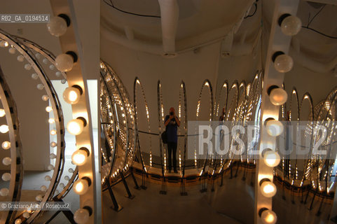 50¡ ESPOSIZIONE INTERNAZIONALE DARTE LA BIENNALE DI VENEZIA : ALLESTIMENTO CARSTEN HOELLER - ©Graziano Arici/Rosebud2