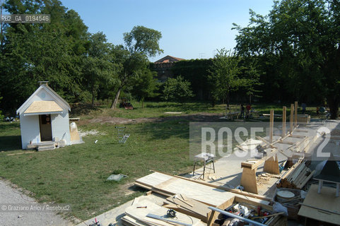 50¡ ESPOSIZIONE INTERNAZIONALE DARTE LA BIENNALE DI VENEZIA - ARSENALE DI VENEZIA - UTOPIA STATION  - ©Graziano Arici/Rosebud2 / ARTE