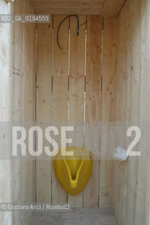 50¡ ESPOSIZIONE INTERNAZIONALE DARTE LA BIENNALE DI VENEZIA - ARSENALE DI VENEZIA - UTOPIA STATION  INSTALLAZIONE - ©Graziano Arici/Rosebud2 / ARTE