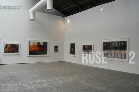 50¡ ESPOSIZIONE INTERNAZIONALE DARTE LA BIENNALE DI VENEZIA : PADIGLIONE ITALIA - LINSTALLAZIONE DI RICHARD PRINCE - © 2003 Graziano Arici/Rosebud2