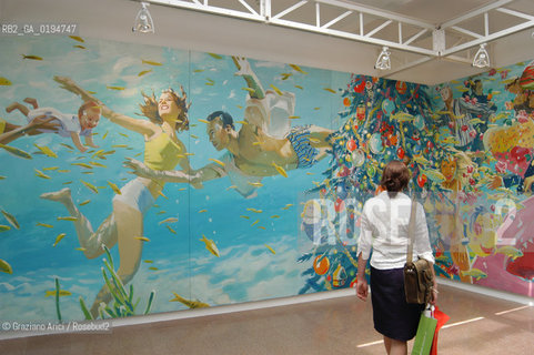 50¡ ESPOSIZIONE INTERNAZIONALE DARTE LA BIENNALE DI VENEZIA - GIARDINI - PADIGLIONE DELLA RUSSIA -OPERE  DEGLI ARTISTI VLADIMIR DUBOSSARSKY E ALEKSANDR VINOGRADOV © 2003 Graziano Arici/Rosebud2