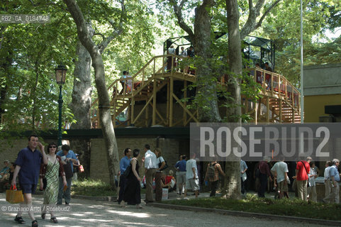 50¡ ESPOSIZIONE INTERNAZIONALE DARTE LA BIENNALE DI VENEZIA - GIARDINI - PADIGLIONE DELLA DANIMARCA © 2003 Graziano Arici/Rosebud2