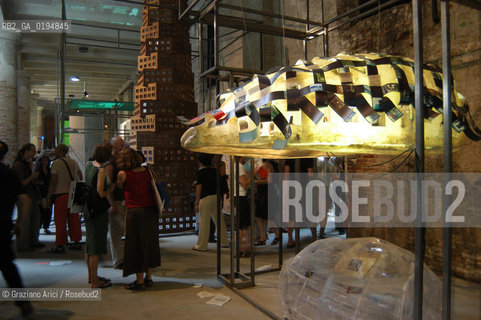 50¡ ESPOSIZIONE INTERNAZIONALE DARTE LA BIENNALE DI VENEZIA - ARSENALE - CORDERIE - Z.O.U. ZONE OF URGENCY  © 2003 Graziano Arici/Rosebud2