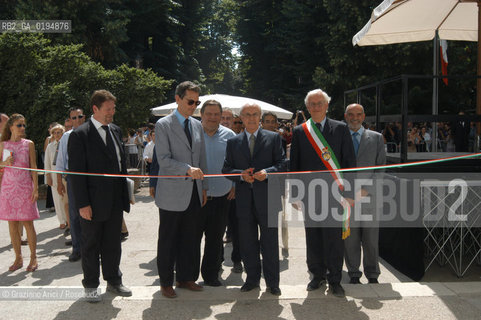 INAUGURAZIONE DELLA 50¡ ESPOSIZIONE INTERNAZIONALE DARTE LA BIENNALE DI VENEZIA - COSTA BERNABE BONAMI URBANI -  © 2003 Graziano Arici/Rosebud2