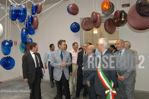 INAUGURAZIONE DELLA 50¡ ESPOSIZIONE INTERNAZIONALE DARTE LA BIENNALE DI VENEZIA - COSTA BERNABE BONAMI URBANI -  © 2003 Graziano Arici/Rosebud2