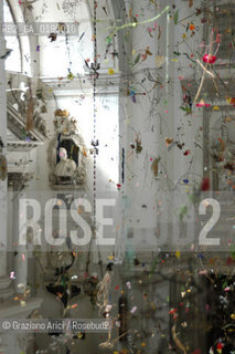 50¡ ESPOSIZIONE INTERNAZIONALE DARTE LA BIENNALE DI VENEZIA - CHIESA DI S.STAE - INSTALLAZIONE GIARDINO CALANTE FALLING GARDEN DEGLI ARTISTI SVIZZERI GERDA STEINER E JORG LENZLINGER - ©Graziano Arici/Rosebud2