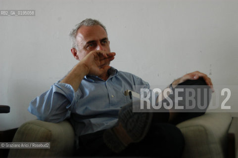 VENEZIA3/06/03 - IL DIRETTORE DEL SETTORE ARTI VISIVE DELLA BIENNALE DI VENEZIA FRANCESCO BONAMI ©Graziano Arici/Rosebud2