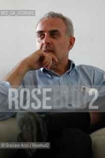 VENEZIA3/06/03 - IL DIRETTORE DEL SETTORE ARTI VISIVE DELLA BIENNALE DI VENEZIA FRANCESCO BONAMI ©Graziano Arici/Rosebud2