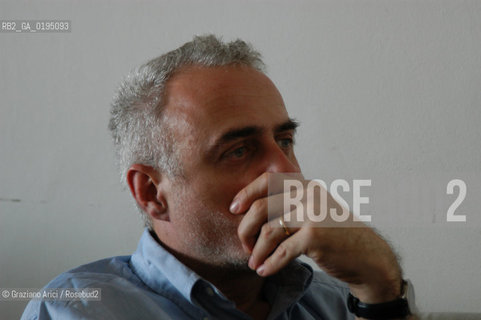 VENEZIA3/06/03 - IL DIRETTORE DEL SETTORE ARTI VISIVE DELLA BIENNALE DI VENEZIA FRANCESCO BONAMI ©Graziano Arici/Rosebud2