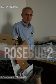 VENEZIA3/06/03 - IL DIRETTORE DEL SETTORE ARTI VISIVE DELLA BIENNALE DI VENEZIA FRANCESCO BONAMI ©Graziano Arici/Rosebud2