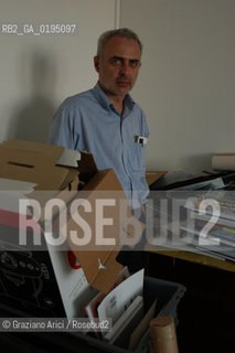 VENEZIA3/06/03 - IL DIRETTORE DEL SETTORE ARTI VISIVE DELLA BIENNALE DI VENEZIA FRANCESCO BONAMI ©Graziano Arici/Rosebud2