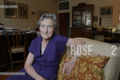 VENEZIA LADY FRANCES ASHLEY CLARKE NELLA SUA CASA © 2003 Graziano Arici/Rosebud2 VENICE IN PERIL FOUND