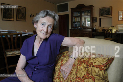 VENEZIA LADY FRANCES ASHLEY CLARKE NELLA SUA CASA © 2003 Graziano Arici/Rosebud2 VENICE IN PERIL FOUND