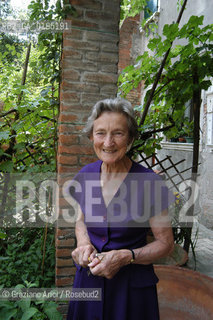 VENEZIA LADY FRANCES ASHLEY CLARKE NELLA SUA CASA © 2003 Graziano Arici/Rosebud2 VENICE IN PERIL FOUND