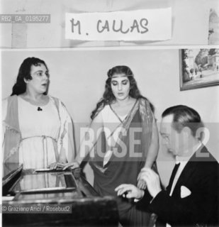 LA CANTANTE LIRICA MARIA CALLAS - VENEZIA © 1983 ARCHIVIO Graziano Arici/Rosebud2 / MUSICA CLASSICA / CANTANTE LIRICO ./ La cessione dei diritti si intende per quanto di nostra competenza; non comprende invece le eventuali spese relative a diritti che potranno essere richiesti dagli Enti cui appartengono le opere riprese. Tali costi, ove neccessari, e lÕespletamento di qualsivoglia pratica di richiesta permessi sono esclusivamente  a  carico del committente. .