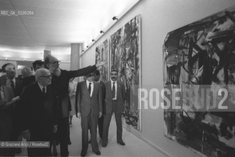 IL PITTORE EMILIO VEDOVA CON IL PRESIDENTE DELLA REPUBBLICA SANDRO PERTINI AL MUSEO CORRER A VENEZIA - 1984 ©Graziano Arici/Rosebud2 / ARTE / MOSTRA / POLITICA