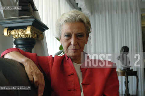 LA SCRITTRICE BARBARA ALBERTI © 2003 Graziano Arici/Rosebud2 LETTERATURA WRITER