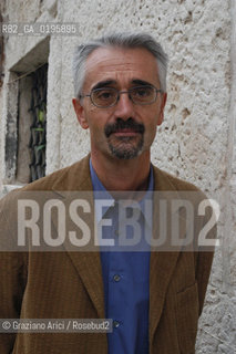 VENEZIA  2-5 OTTOBRE 2003 FONDAMENTA  SENZA PIU - IL MEDICO ALBERTO CAIRO RESPONSABILE DEL PROGRAMMA ORTOPEDICO DELLA CROCE ROSSA IN AFGHANISTAN   ©Graziano Arici/Rosebud2