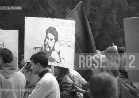 TRENTO CONTESTAZIONE DEL 68 MANIFESTAZIONE DEGLI STUDENTI DELLUNIVERSITA DI SOCIOLOGIA © 1968 Graziano Arici/Rosebud2  CHE GUEVARA
