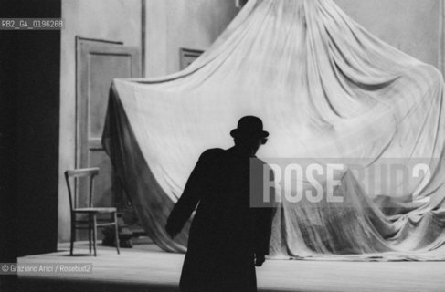 VENEZIA 1995 SPETTACOLO TEATRALE LO ZIO VANIA DI CHECOV REGIA DI GABRIELE LAVIA CON MONICA GUERRITORE ©Graziano Arici/Rosebud2 TEATRO