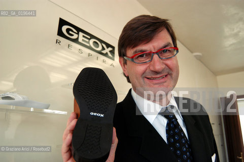 CROCETTA DEL MONTELLO (TREVISO) IL PRESIDENTE DELLA FABBRICA DI SCARPE GEOX MARIO MORETTI POLEGATO PRESIDENT OF SHOES FACTORY GEOX ©Graziano Arici/Rosebud2 SCARPA INDUSTRIALE ECONOMIA