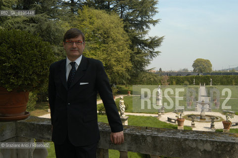 CROCETTA DEL MONTELLO (TREVISO) IL PRESIDENTE DELLA FABBRICA DI SCARPE GEOX MARIO MORETTI POLEGATO A CASA IN VILLA SANDI PRESIDENT OF SHOES FACTORY GEOX HOME ©Graziano Arici/Rosebud2 SCARPA INDUSTRIALE ECONOMIA