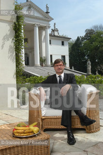 CROCETTA DEL MONTELLO (TREVISO) IL PRESIDENTE DELLA FABBRICA DI SCARPE GEOX MARIO MORETTI POLEGATO A CASA IN VILLA SANDI PRESIDENT OF SHOES FACTORY GEOX HOME ©Graziano Arici/Rosebud2 SCARPA INDUSTRIALE ECONOMIA